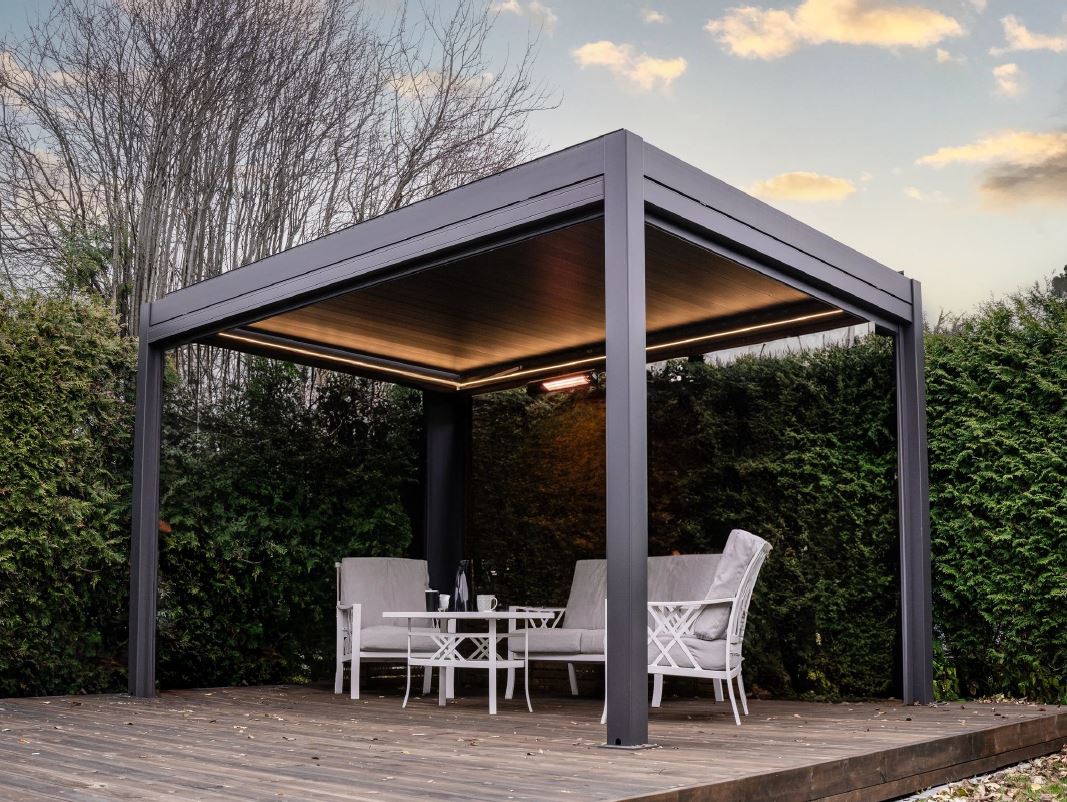 Motorizirana bioklimatska aluminijasta lamelna pergola S150 z LED osvetlitvijo